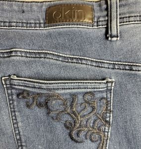 18W dkin jeans